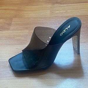 ALDO - size 6 w/ acrylic heel, only worn once!